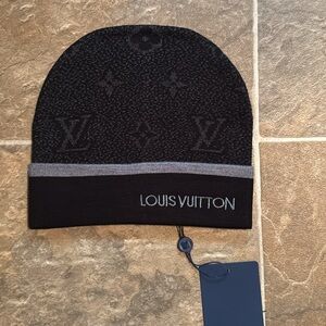 Louis Vuitton Monogram Black and Gray Hat